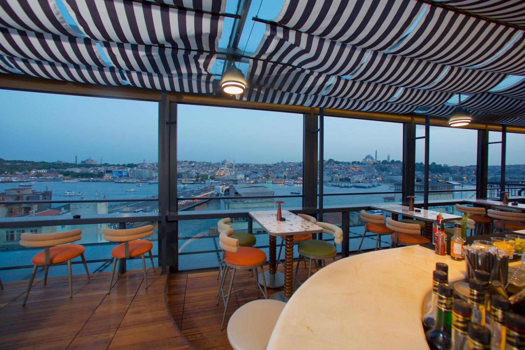Hotel Momento Golden Horn Истанбул Екстериор снимка
