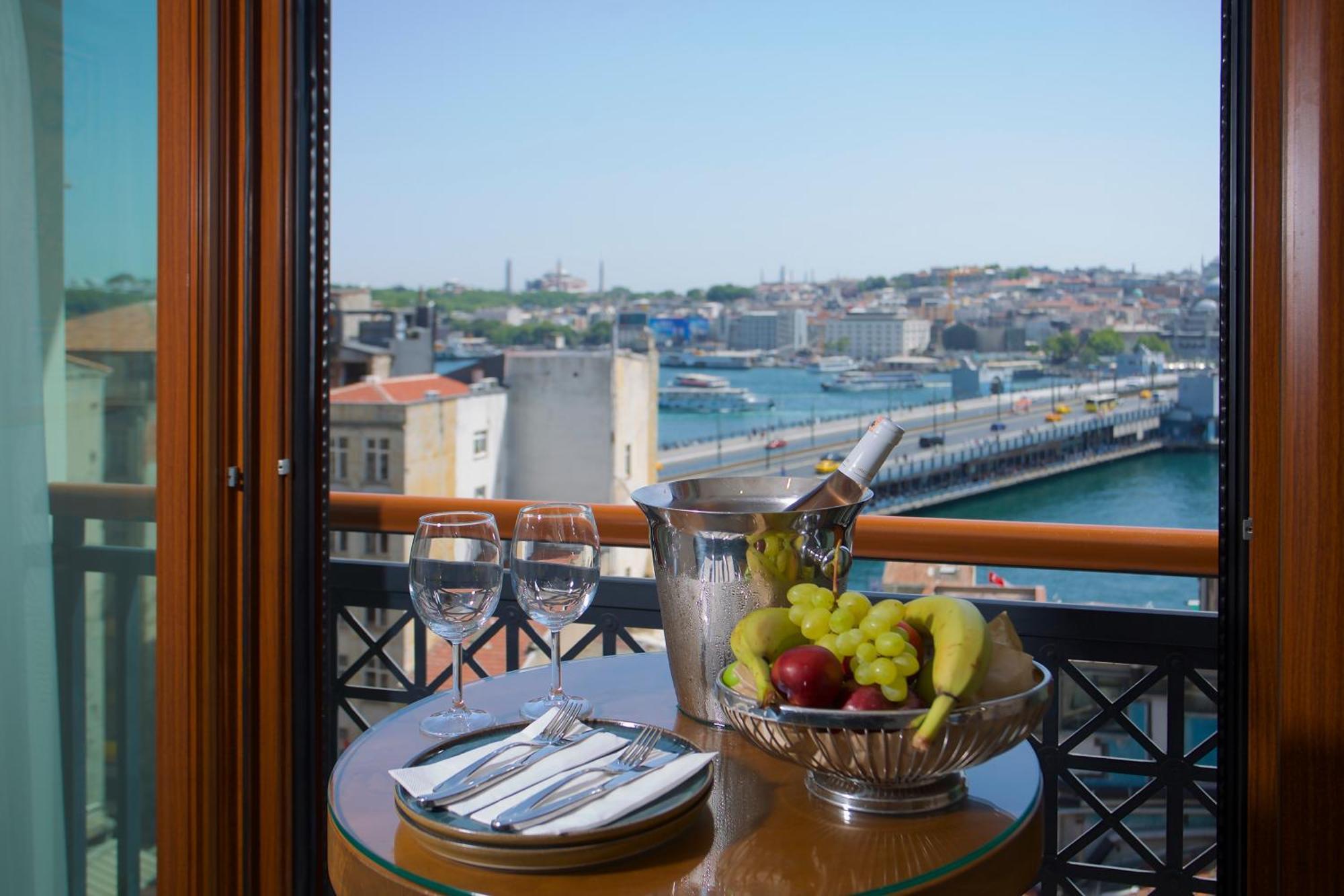 Hotel Momento Golden Horn Истанбул Екстериор снимка