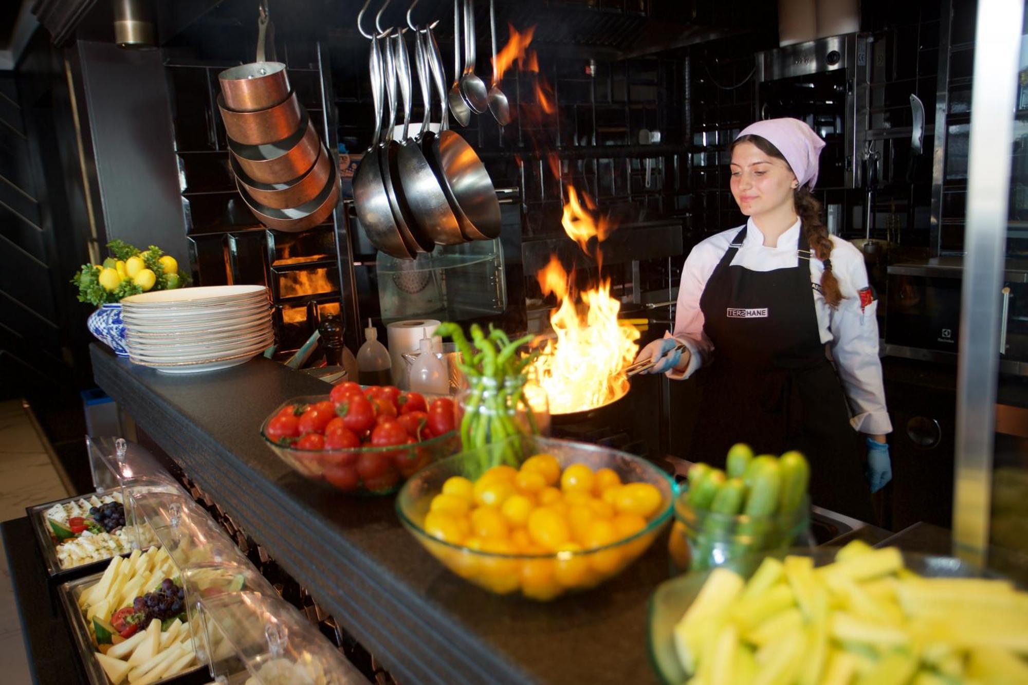 Hotel Momento Golden Horn Истанбул Екстериор снимка