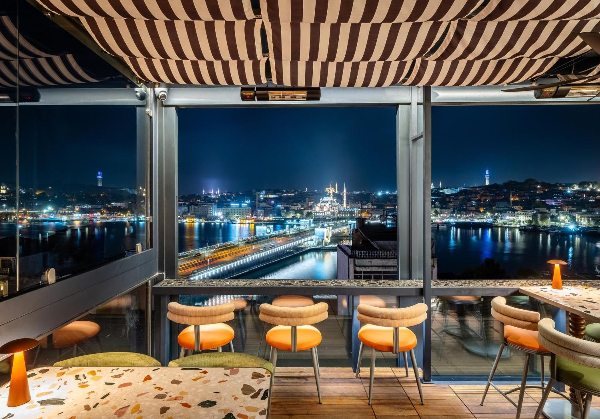 Hotel Momento Golden Horn Истанбул Екстериор снимка