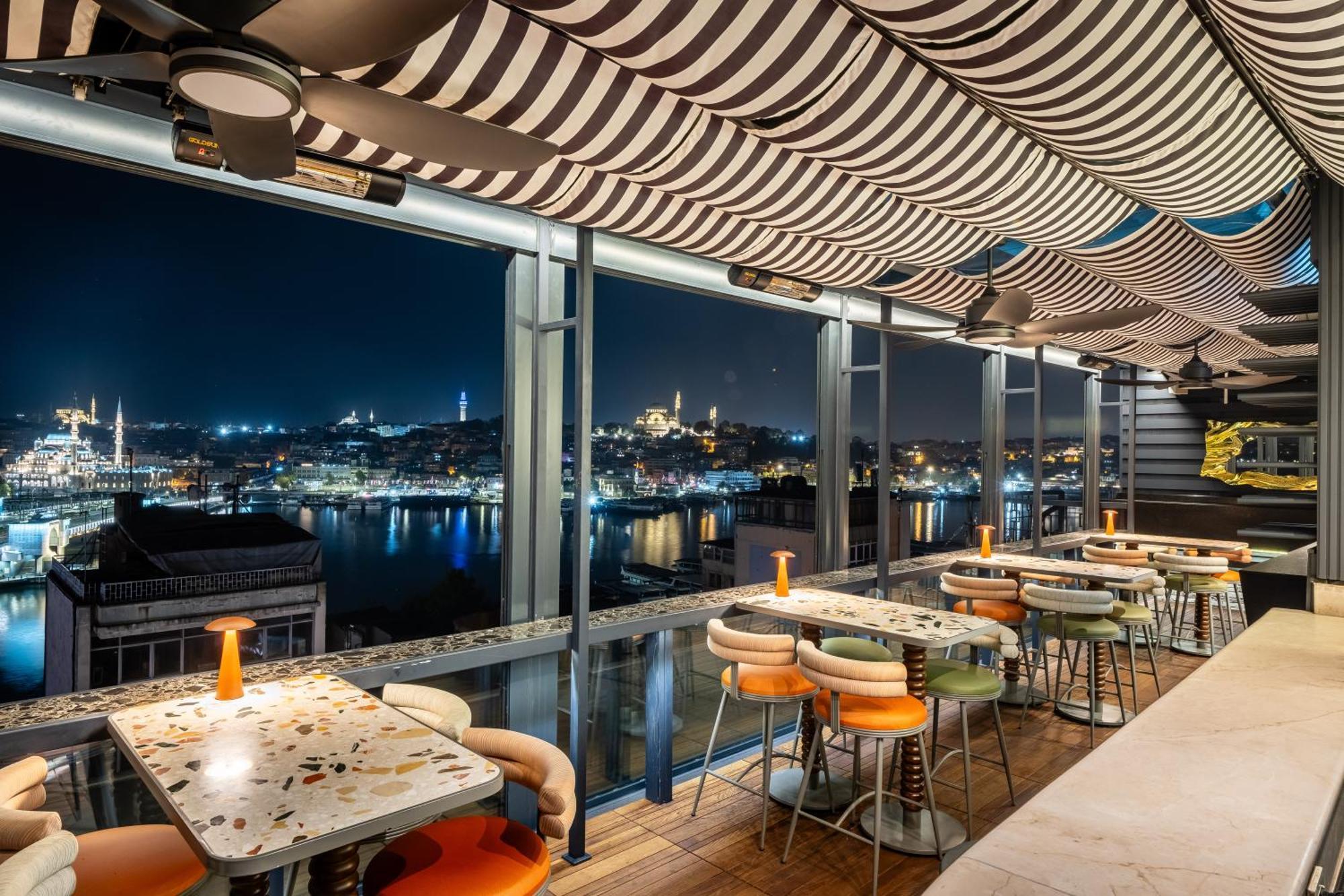 Hotel Momento Golden Horn Истанбул Екстериор снимка